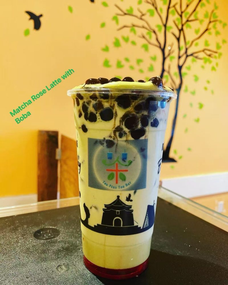 Matcha Rose Latte with boba